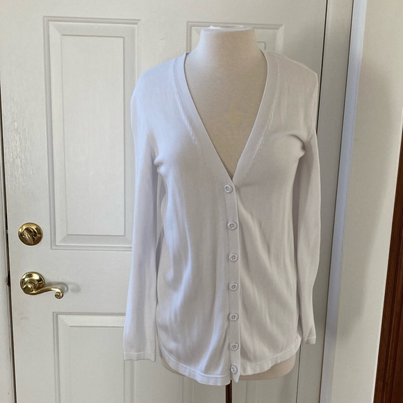 NWOT white cotton-blend “Girlfriend” cardigan - Picture 1 of 9